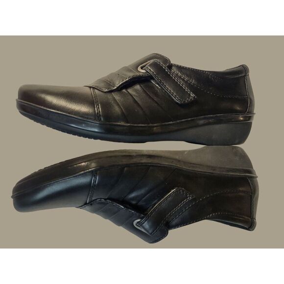 Collection by Clarks Black Cushioned Slip-On Shoes With Buckle Detail Size 7M - Picture 7 of 10